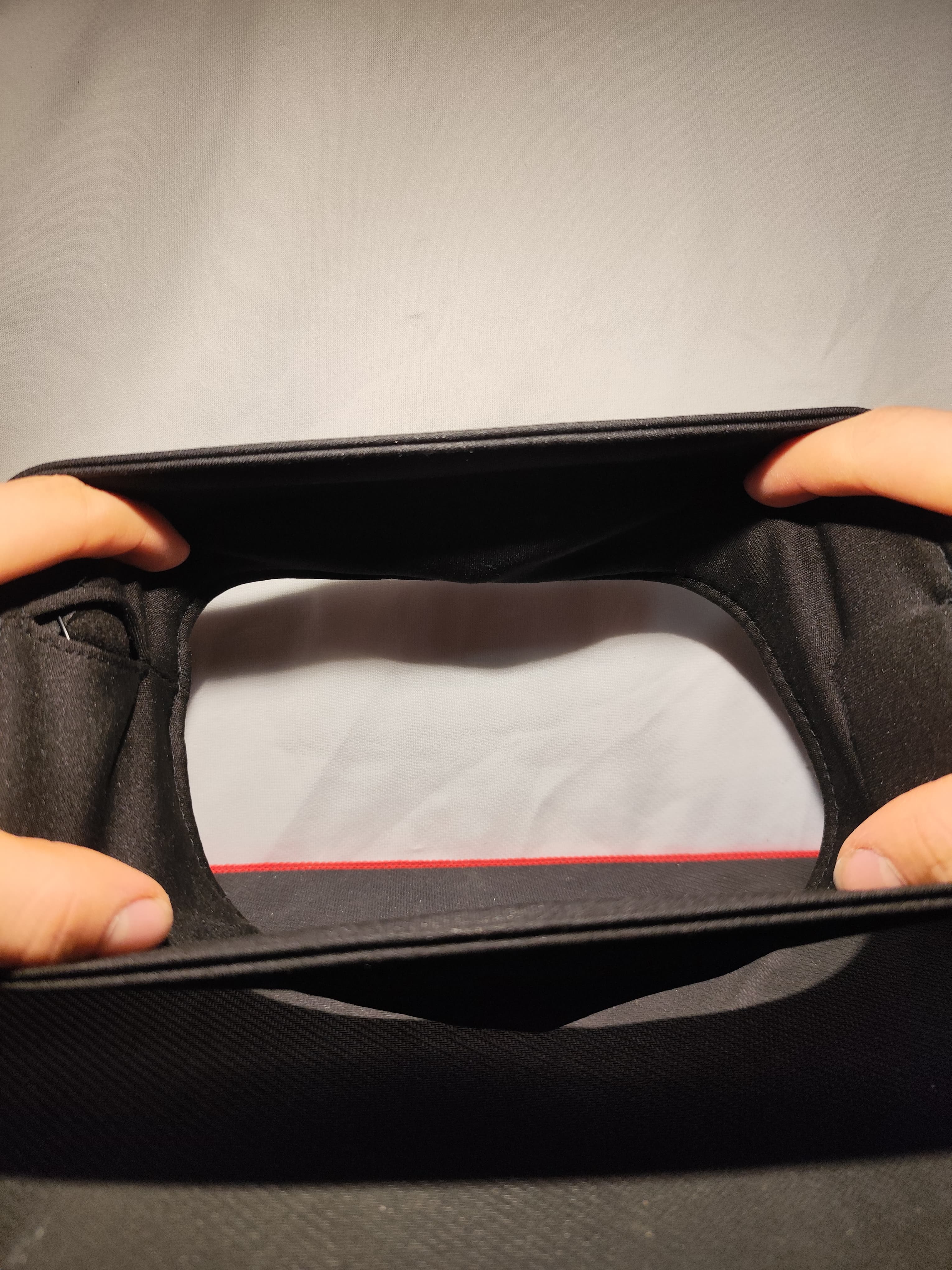 Bezprzewodowa elastyczna opaska ze słuchawkami i maską 🎧